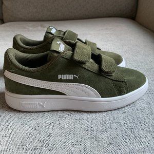 Puma Suede Sneakers, Boys, Size 2 Youth